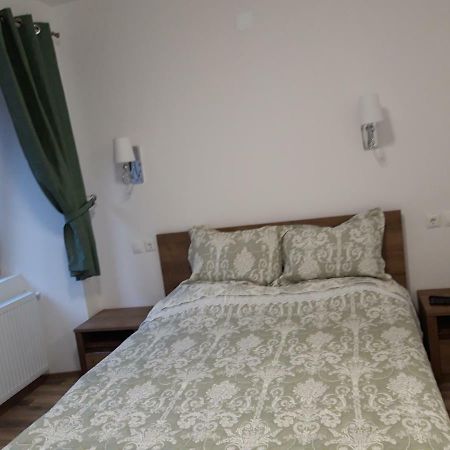 Ferienwohnung Sara House Bistriţa Zimmer foto